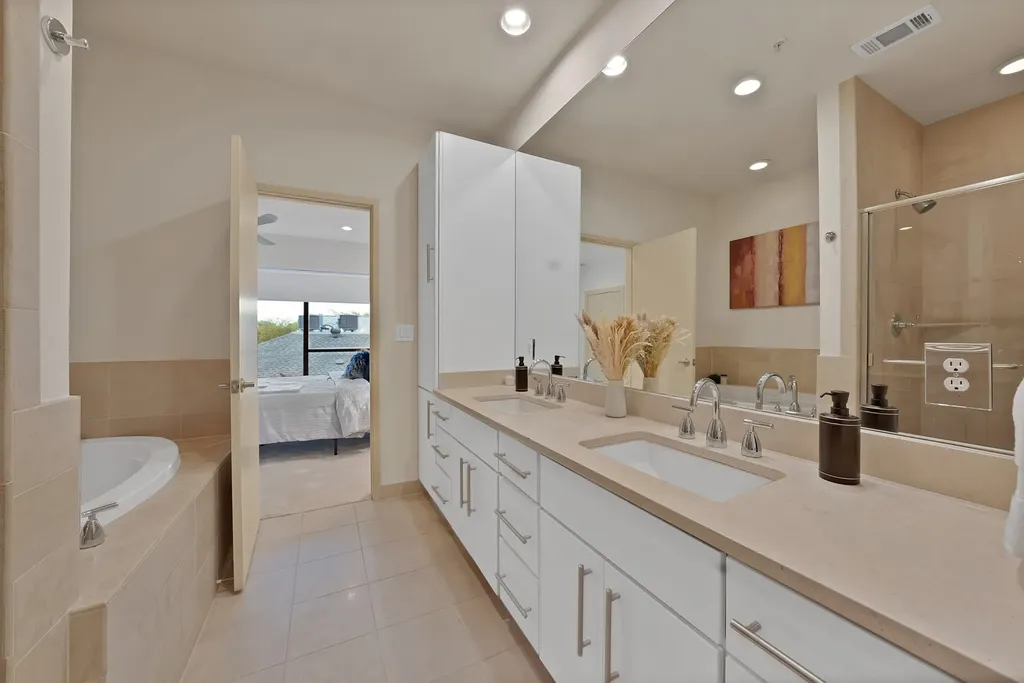 4111 Newton Avenue Dallas TX 75219