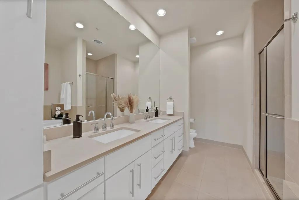 4111 Newton Avenue Dallas TX 75219
