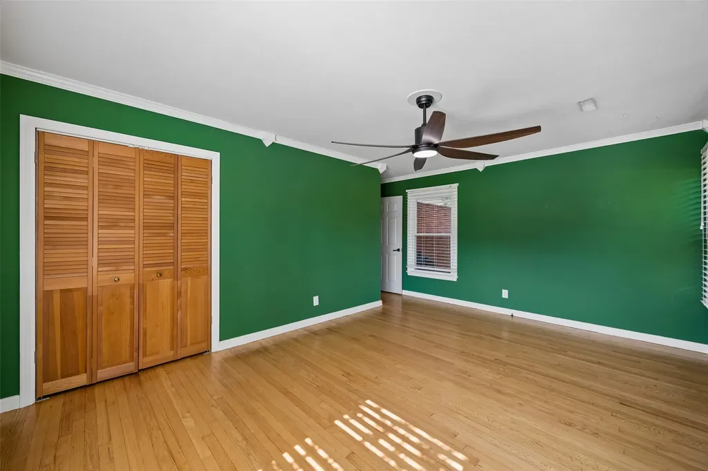 504 Monssen Drive Dallas TX 75224