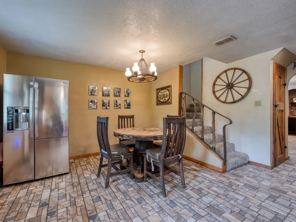 4240 County Road 2107 Rusk TX 75785