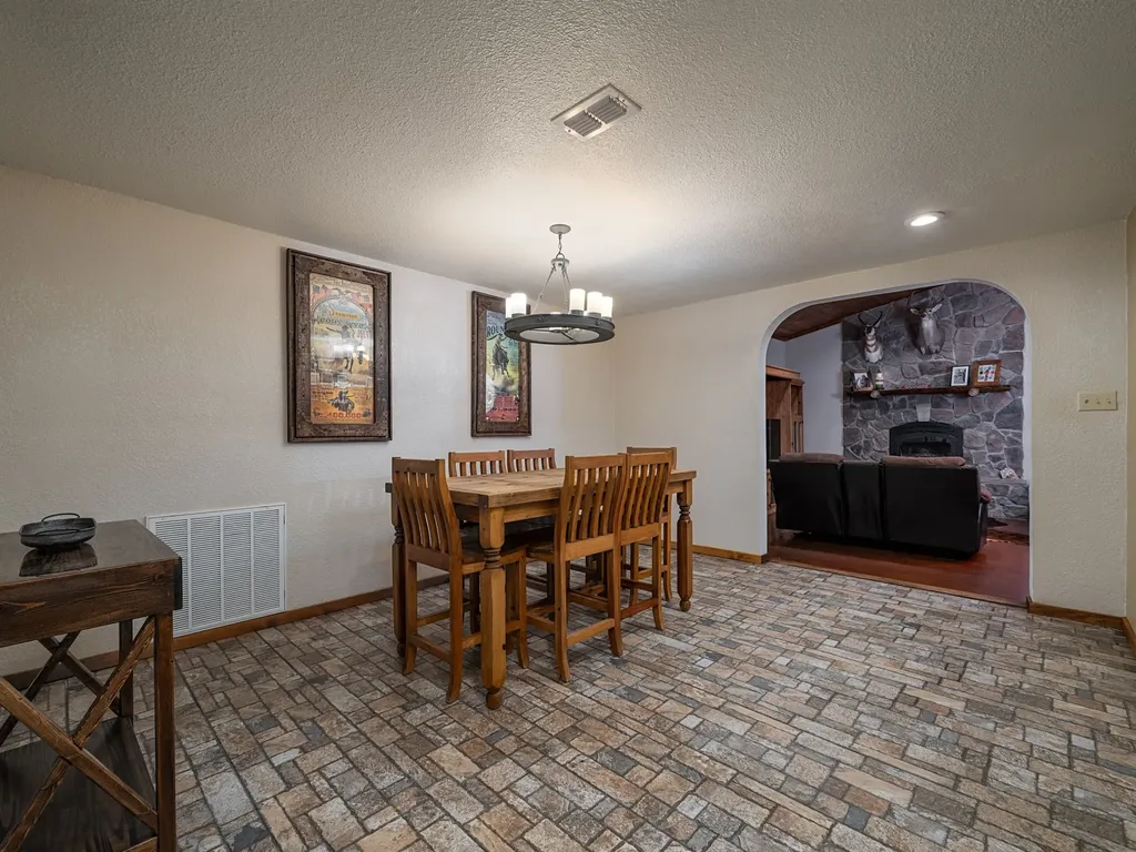 4240 County Road 2107 Rusk TX 75785
