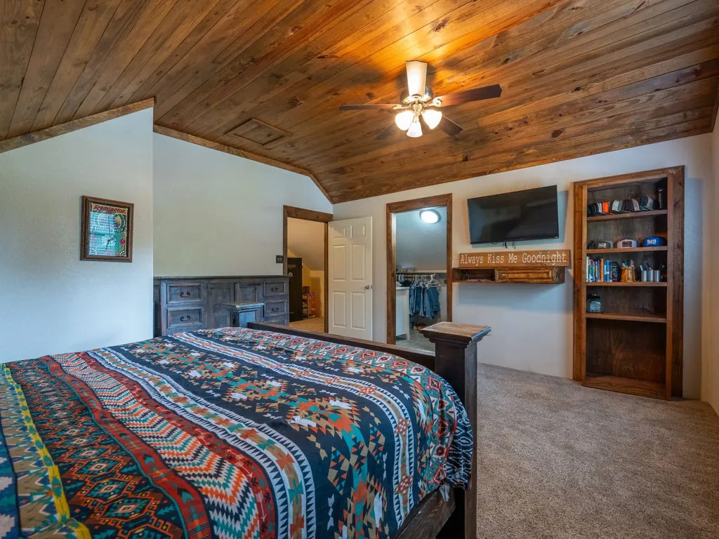4240 County Road 2107 Rusk TX 75785