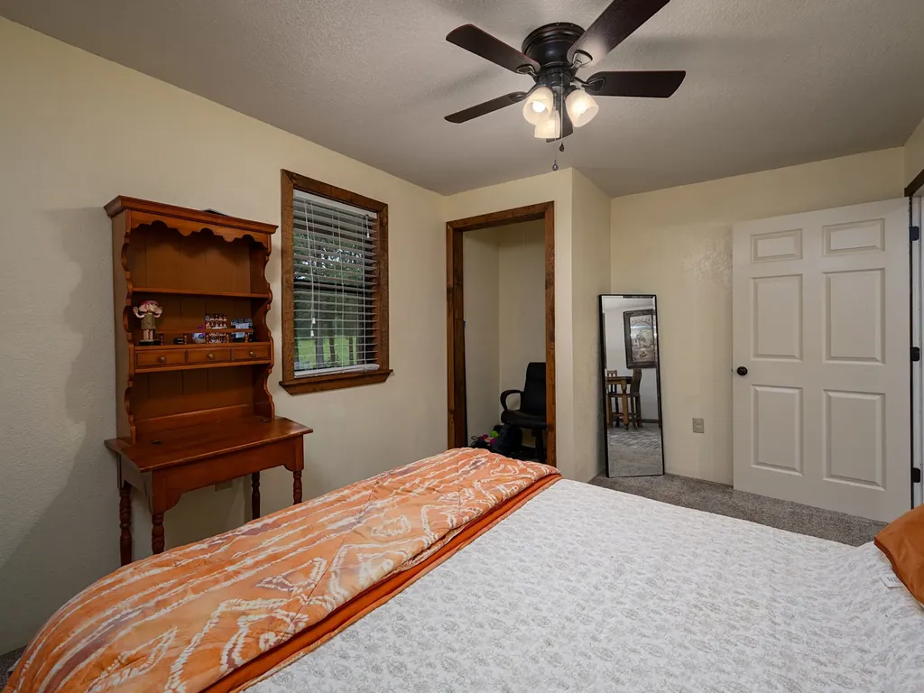 4240 County Road 2107 Rusk TX 75785