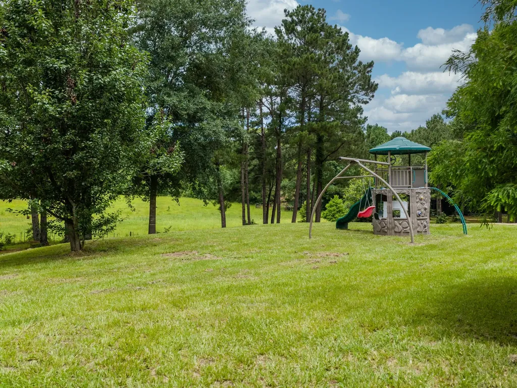 4240 County Road 2107 Rusk TX 75785