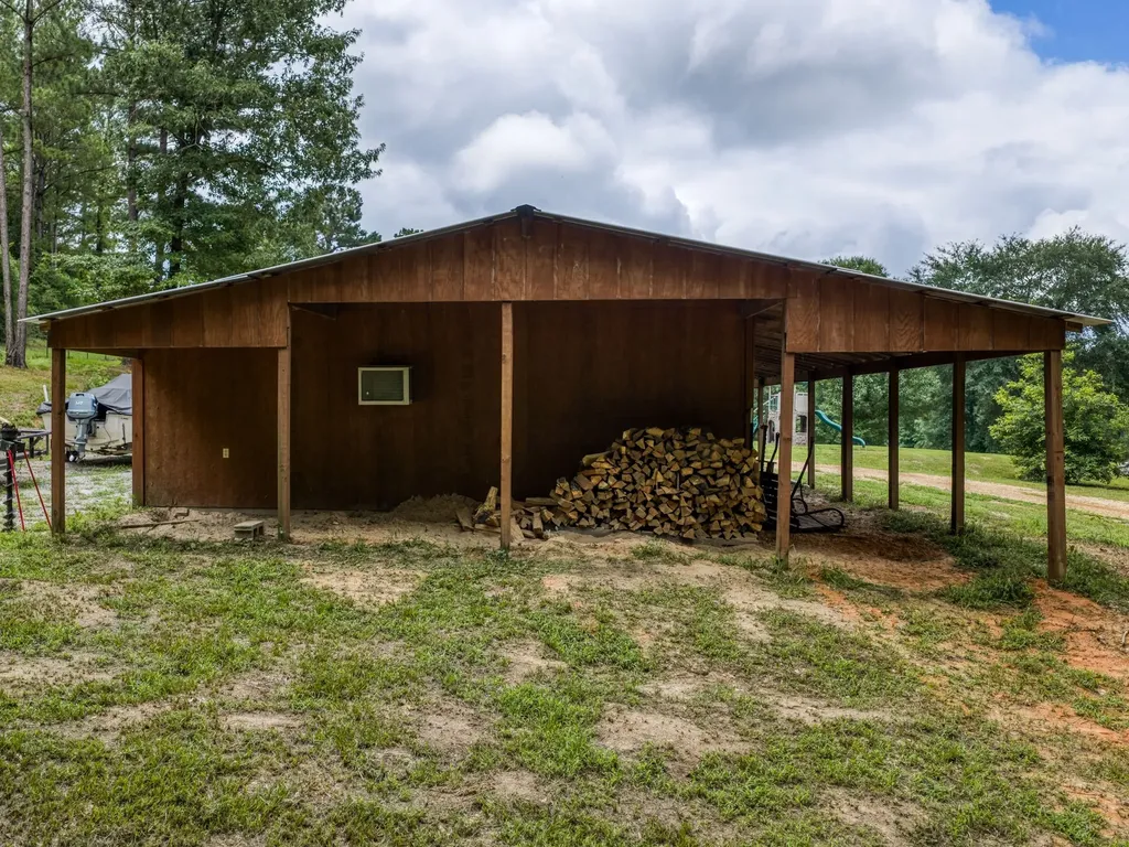 4240 County Road 2107 Rusk TX 75785