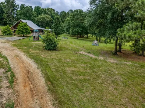 4240 County Road 2107 Rusk TX 75785