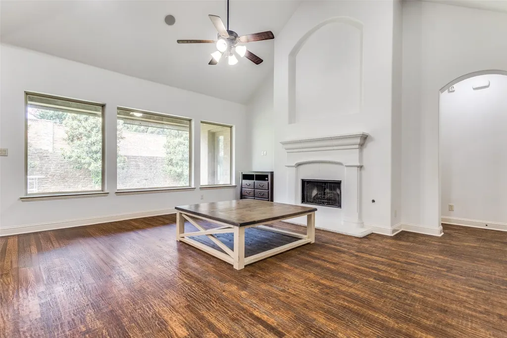 1436 Foster Street Lantana TX 76226