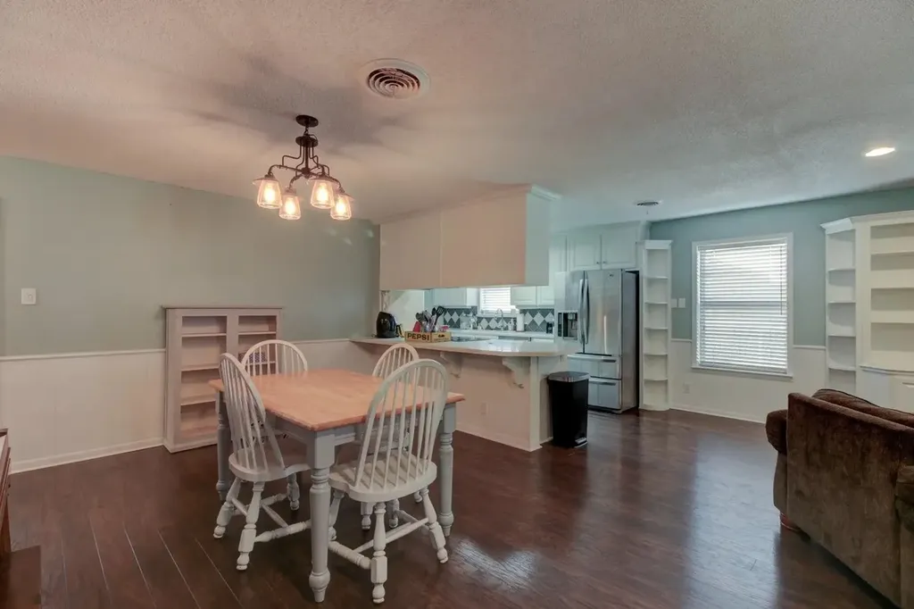 1911 Cypress Court Gainesville TX 76240