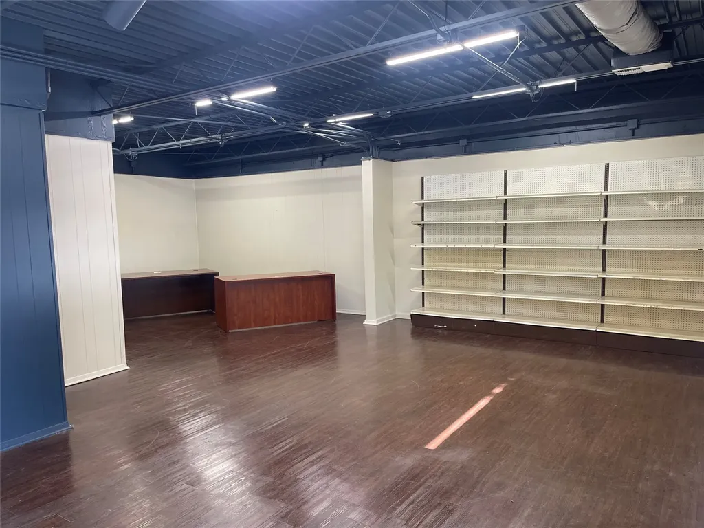 127 N Waco Street Weatherford TX 76086