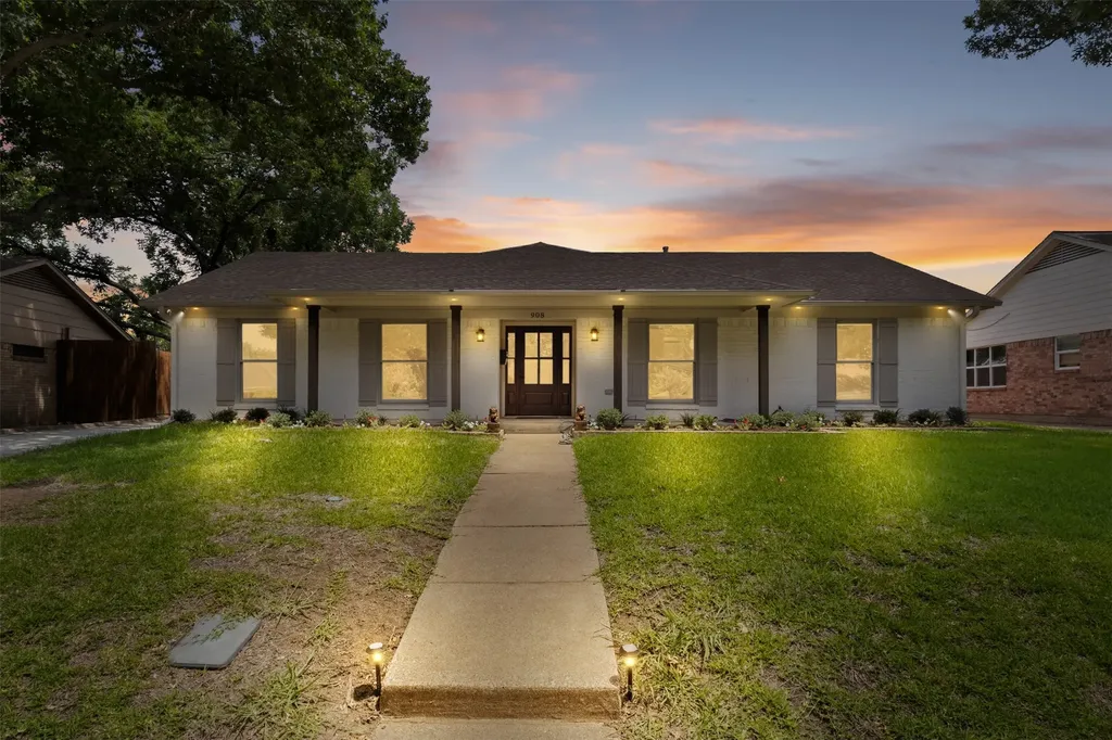 908 Vinecrest Lane Richardson TX 75080