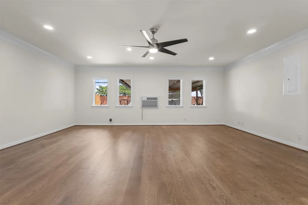908 Vinecrest Lane Richardson TX 75080