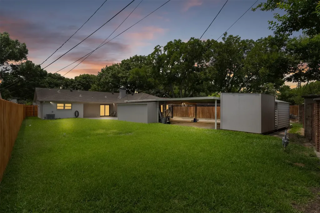 908 Vinecrest Lane Richardson TX 75080