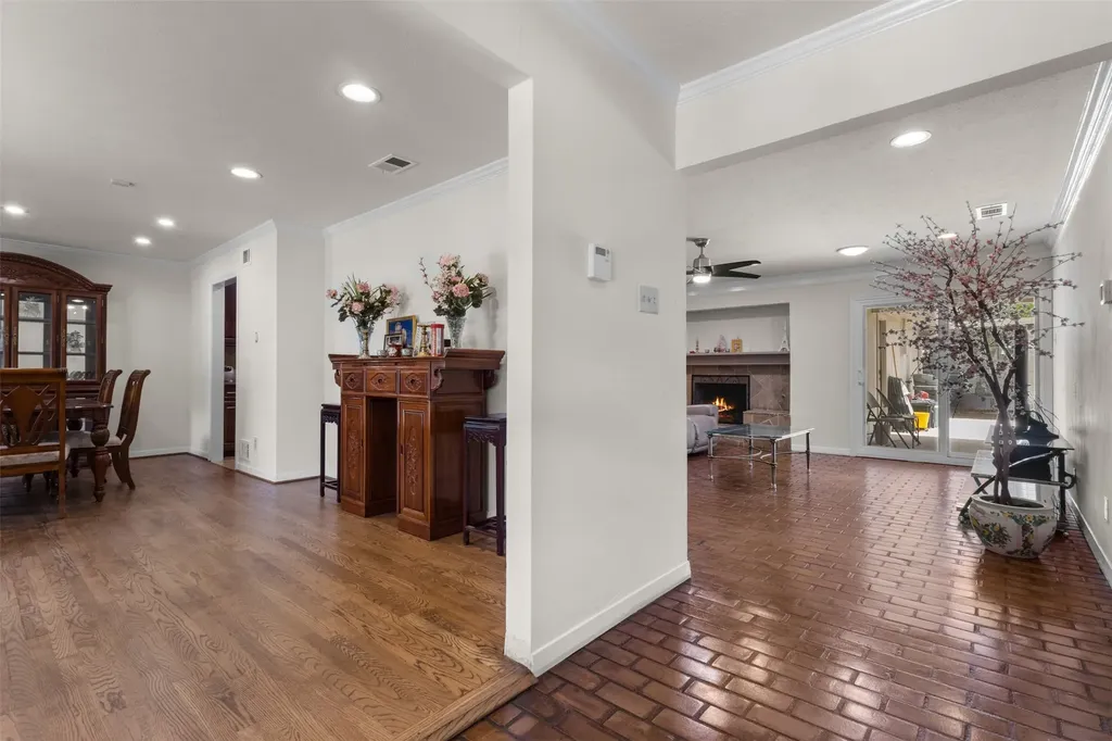 908 Vinecrest Lane Richardson TX 75080