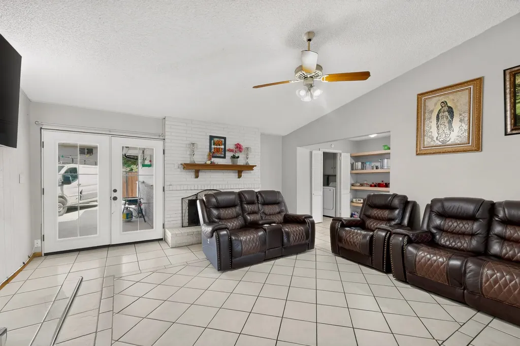 1514 Douglas Drive Garland TX 75041