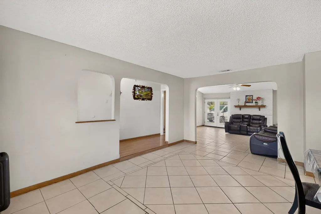 1514 Douglas Drive Garland TX 75041