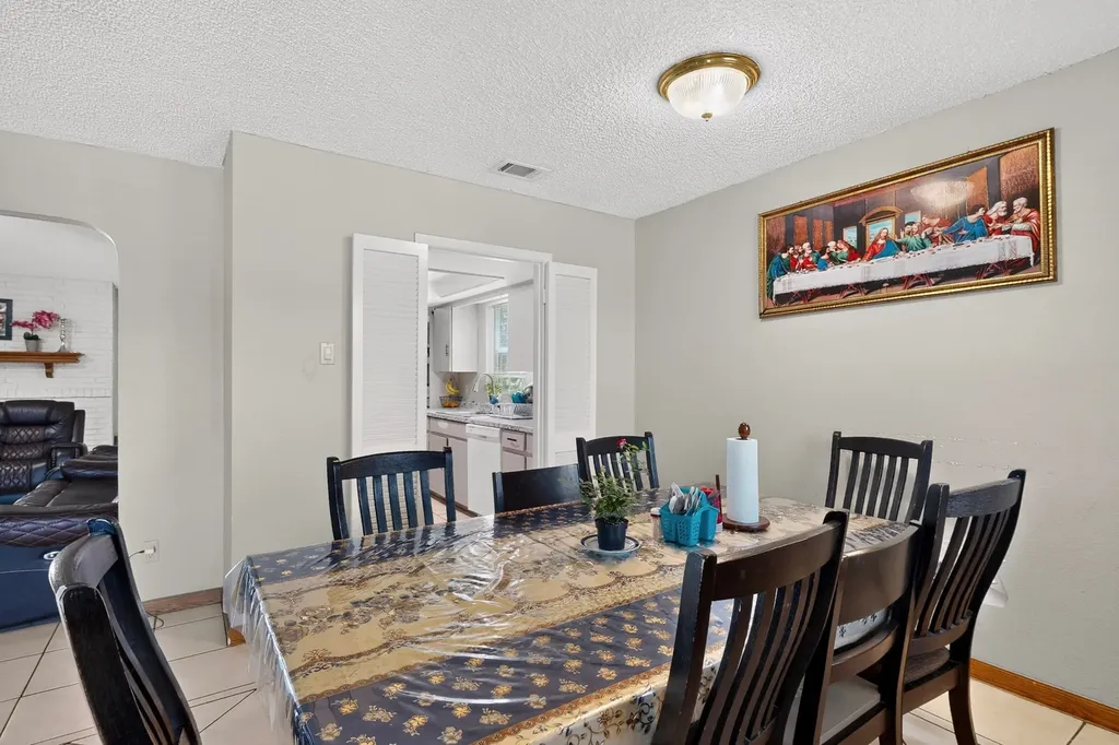1514 Douglas Drive Garland TX 75041