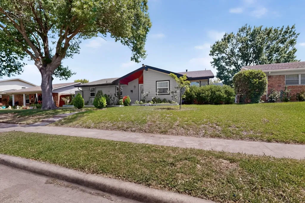 1514 Douglas Drive Garland TX 75041