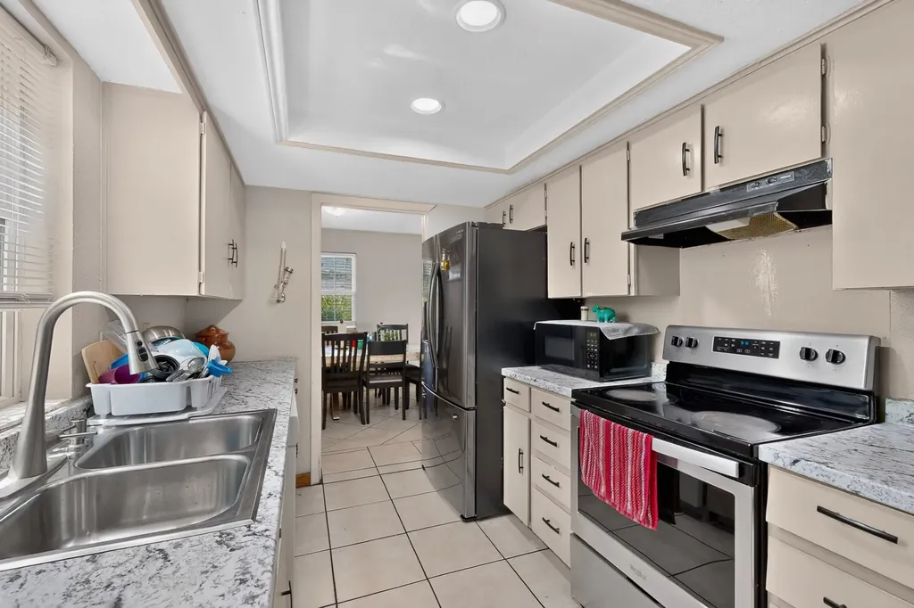 1514 Douglas Drive Garland TX 75041