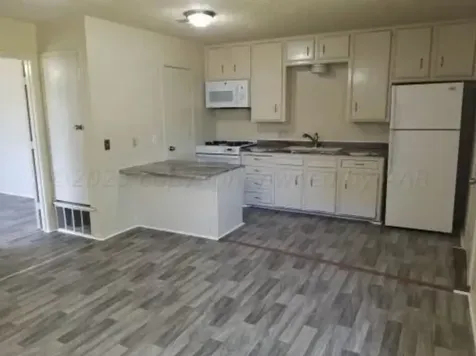 906 Birch Street Canadian TX 79014