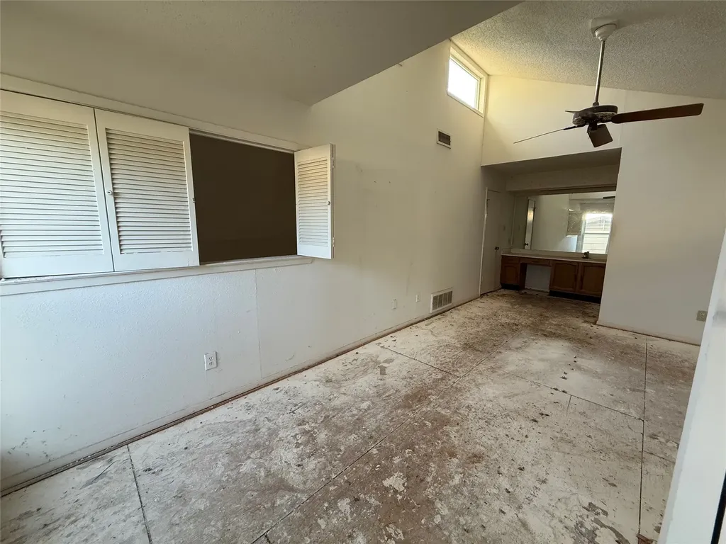 2916 Canis Circle Garland TX 75044