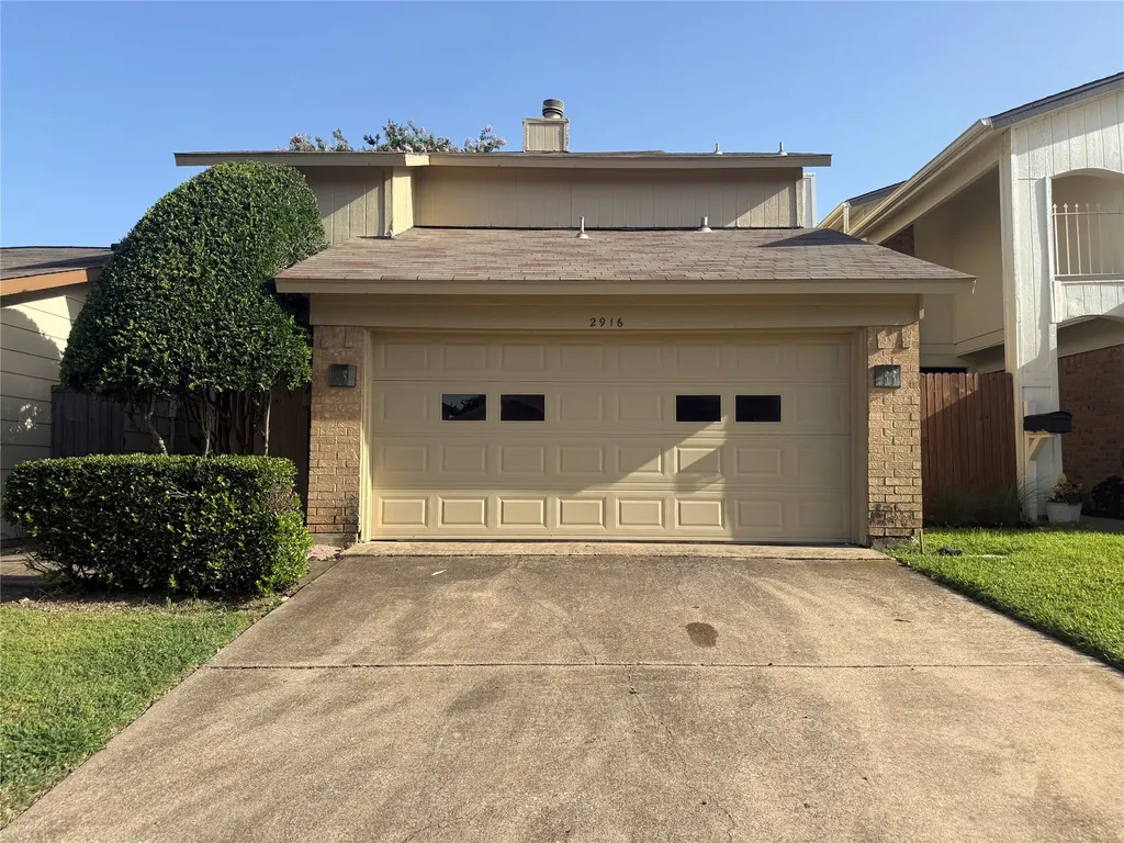 2916 Canis Circle Garland TX 75044