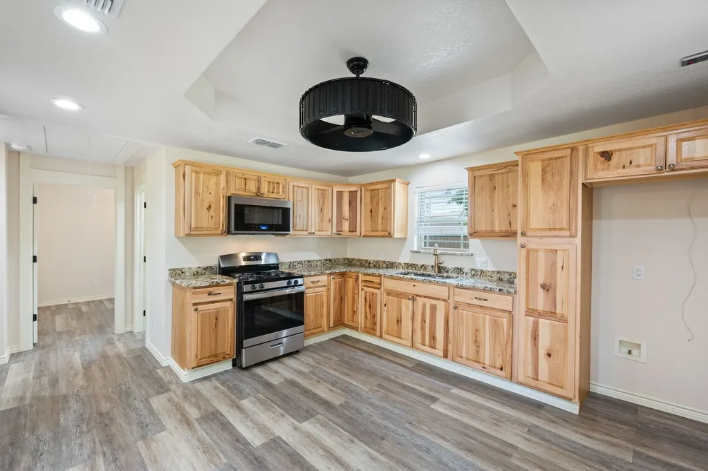 205 SW 11th Street Mineral Wells TX 76067