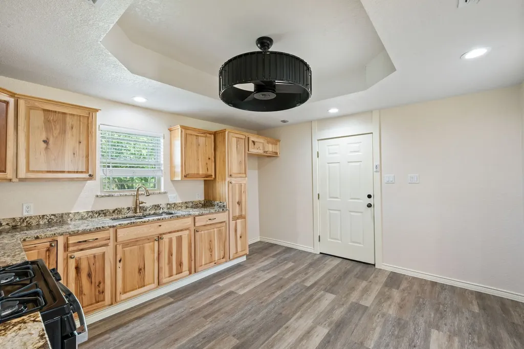 205 SW 11th Street Mineral Wells TX 76067