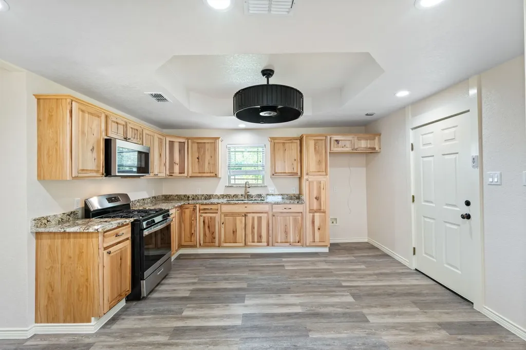 205 SW 11th Street Mineral Wells TX 76067