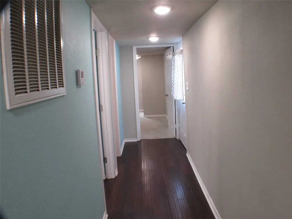 2208 Beverly Drive Granbury TX 76048