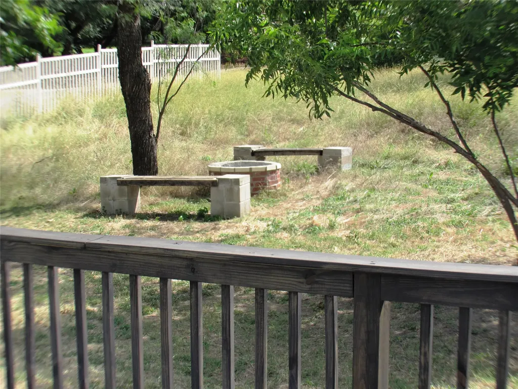 2208 Beverly Drive Granbury TX 76048