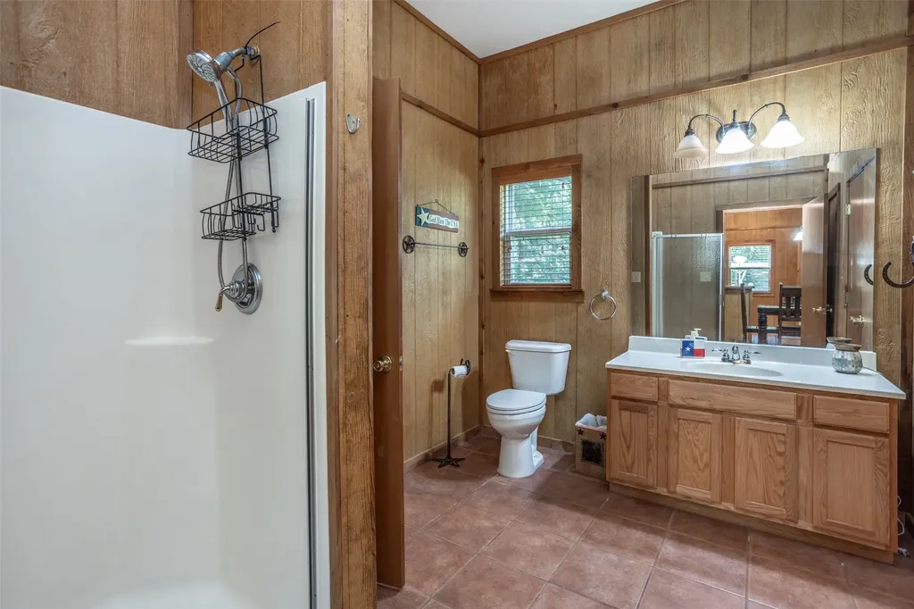 16 Park Tree Lane Gordonville TX 76245