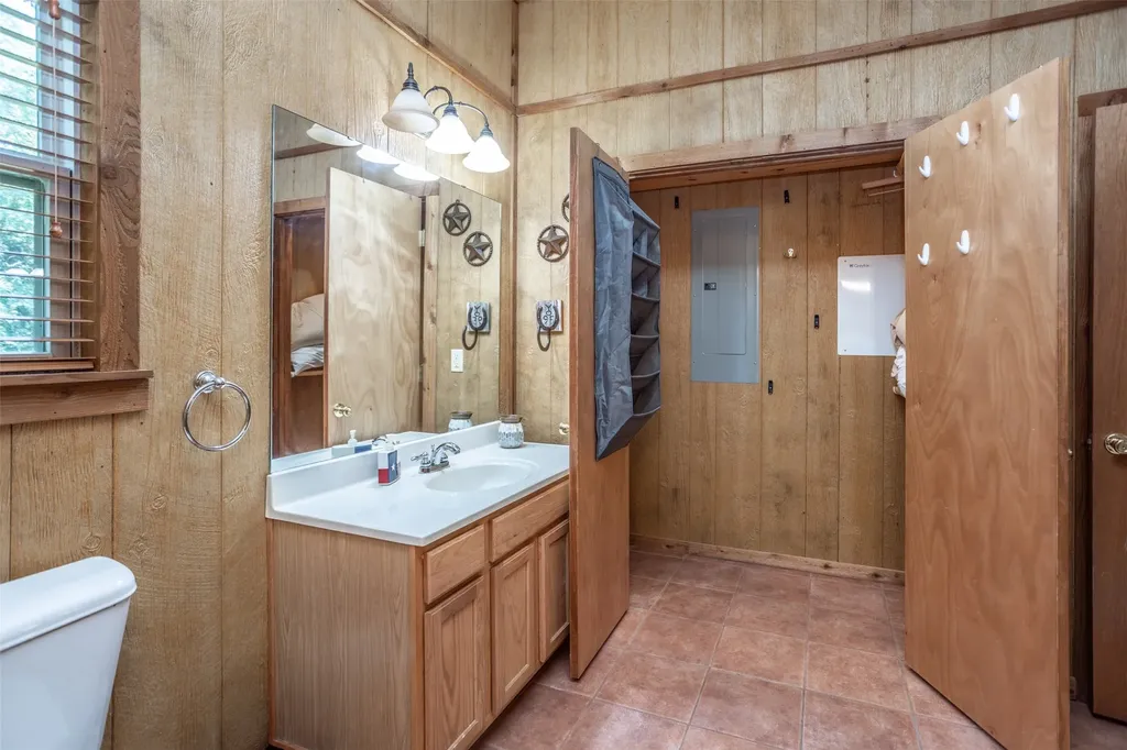 16 Park Tree Lane Gordonville TX 76245