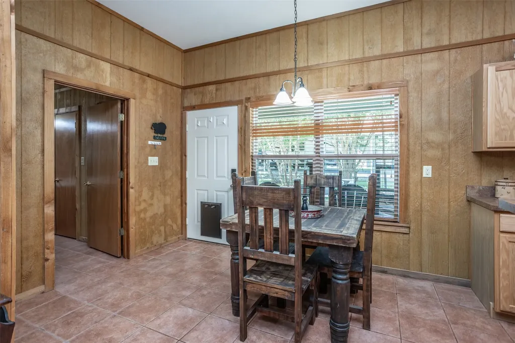 16 Park Tree Lane Gordonville TX 76245