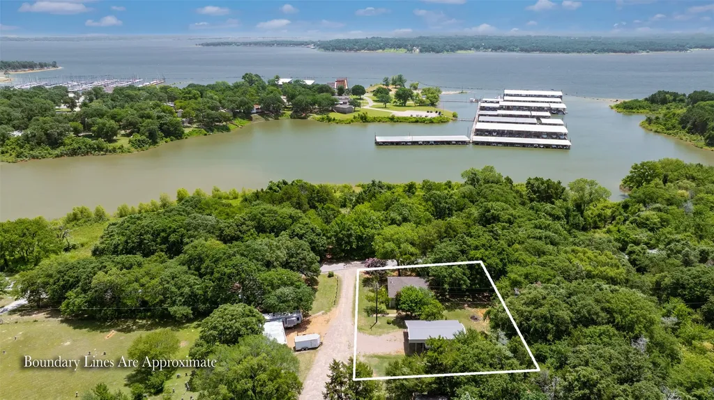 16 Park Tree Lane Gordonville TX 76245