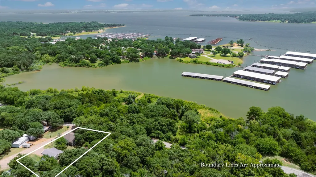 16 Park Tree Lane Gordonville TX 76245