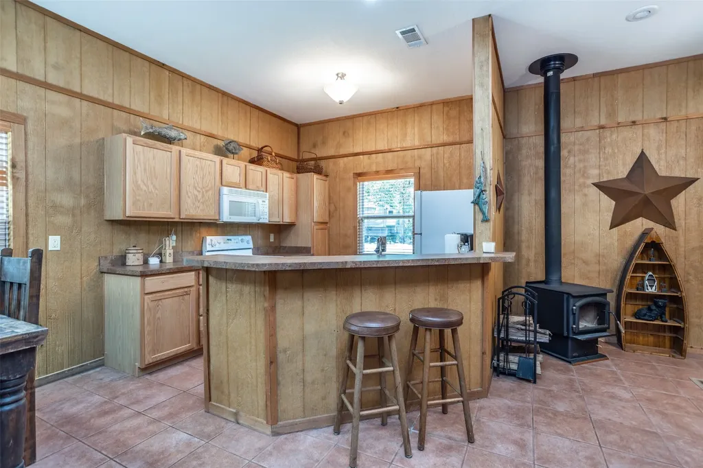 16 Park Tree Lane Gordonville TX 76245