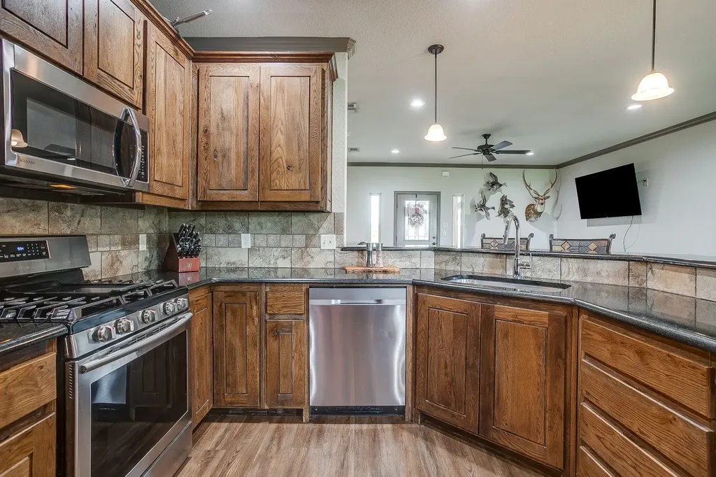 505 Double Tree Lane Lipan TX 76462