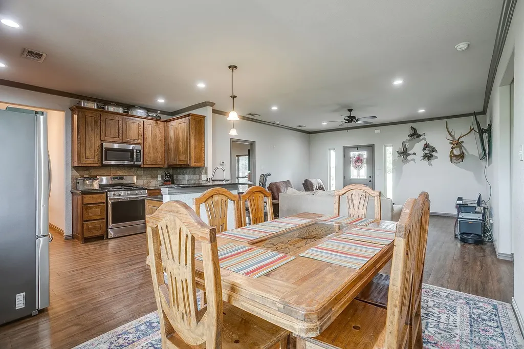 505 Double Tree Lane Lipan TX 76462