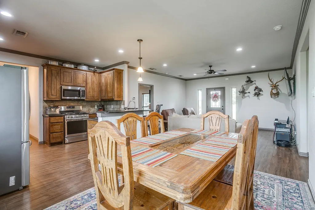 505 Double Tree Lane Lipan TX 76462