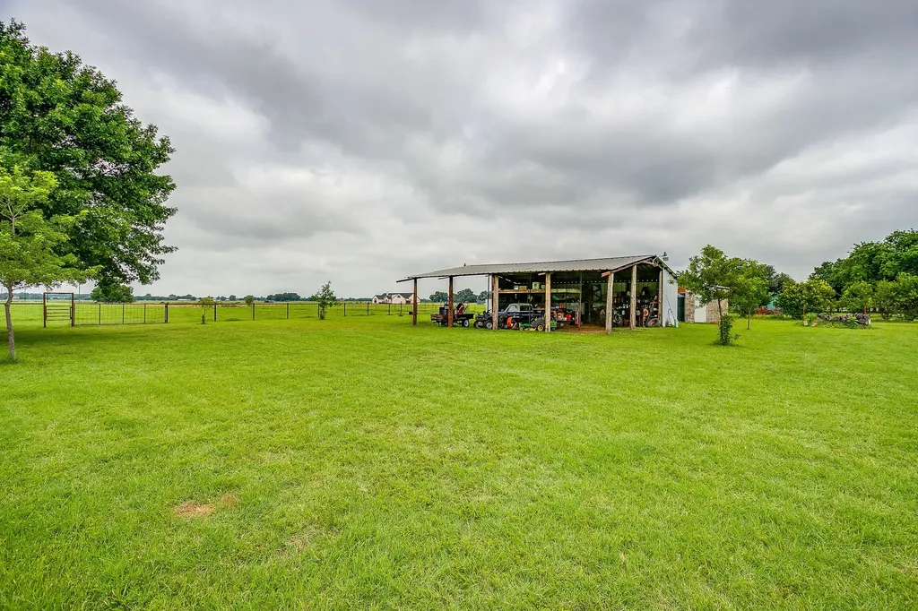 505 Double Tree Lane Lipan TX 76462