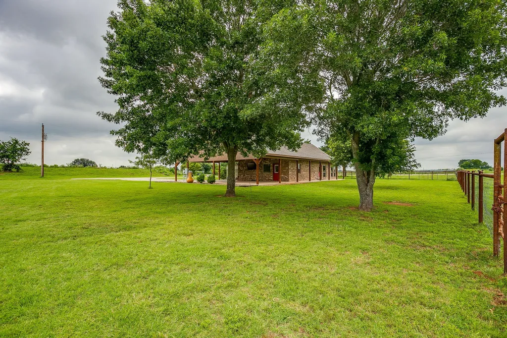 505 Double Tree Lane Lipan TX 76462