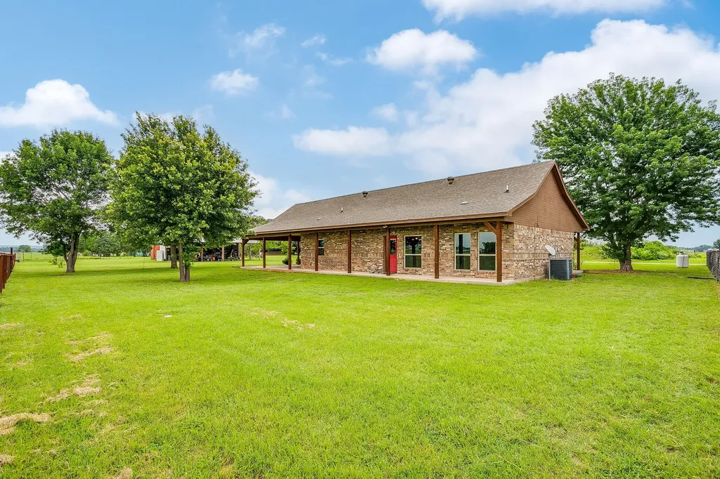 505 Double Tree Lane Lipan TX 76462