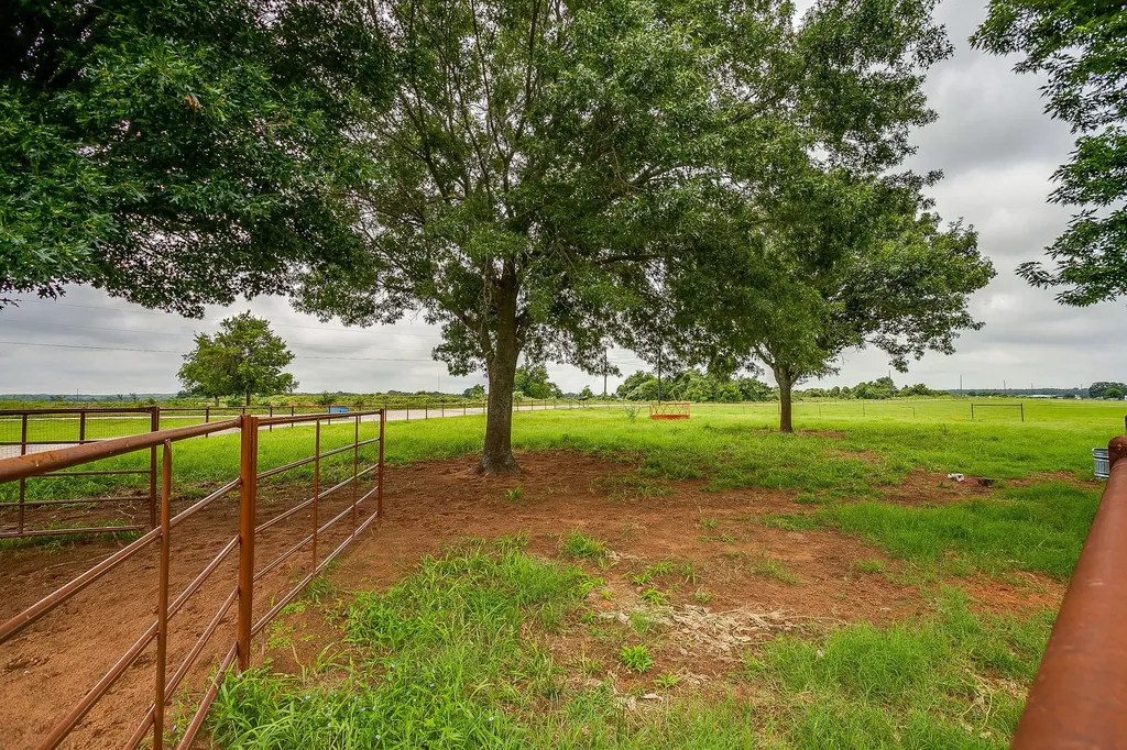 505 Double Tree Lane Lipan TX 76462