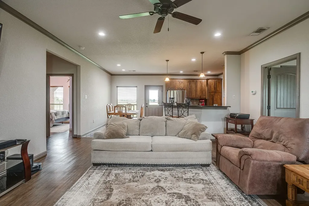 505 Double Tree Lane Lipan TX 76462