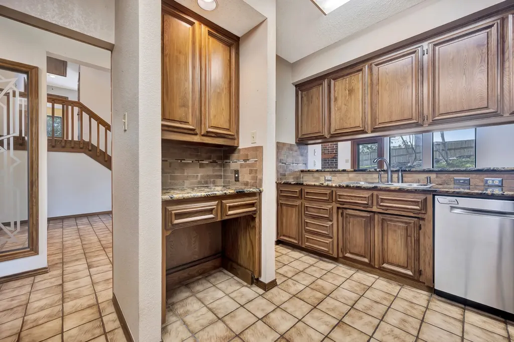485 Craig Circle Highland Village TX 75077