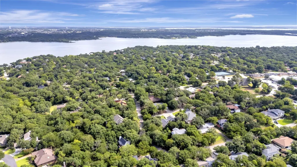 485 Craig Circle Highland Village TX 75077