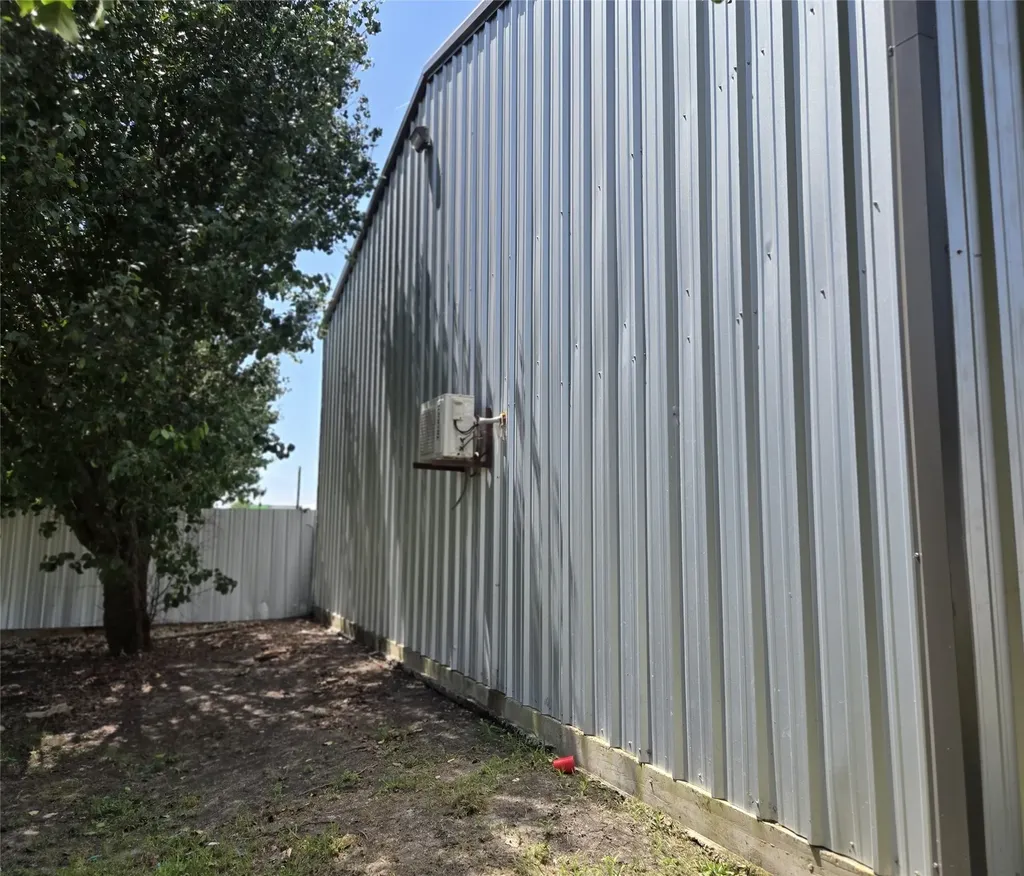 103 Cochise Drive Ferris TX 75125