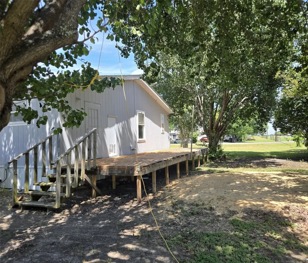 103 Cochise Drive Ferris TX 75125