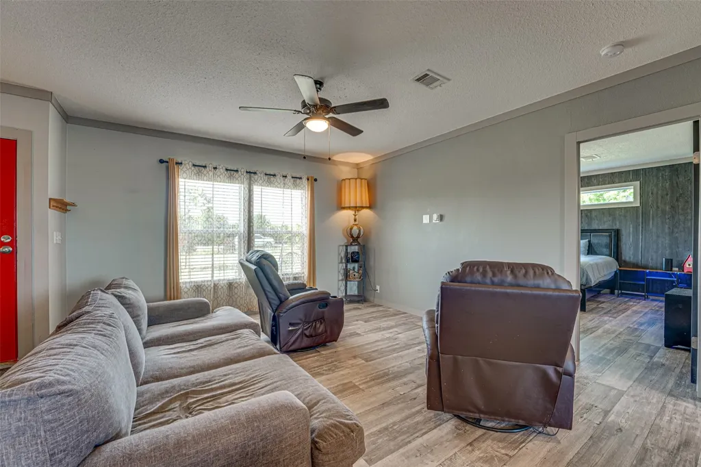 3912 County Road 4119 Campbell TX 75422