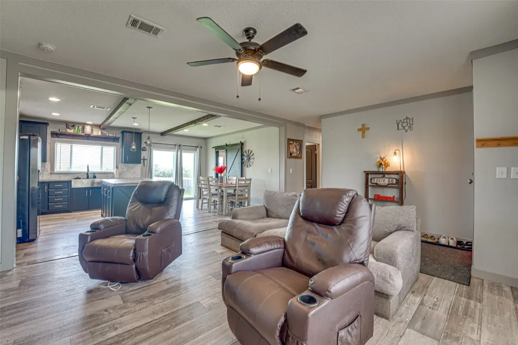 3912 County Road 4119 Campbell TX 75422